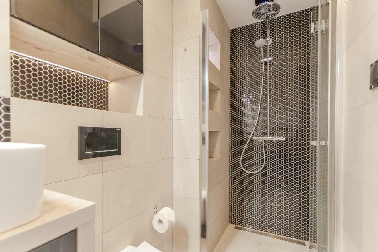 Apartment Pink Flamingo By Noclegi Renters Miedzyzdroje Bagian luar foto